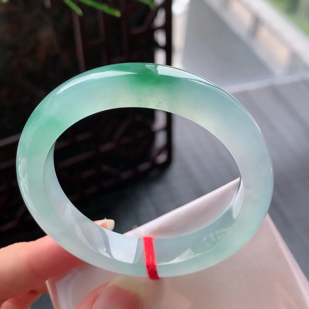 正圈冰绿 一丝冰丝  尺寸:51.1/11.7/8.2 起光起胶