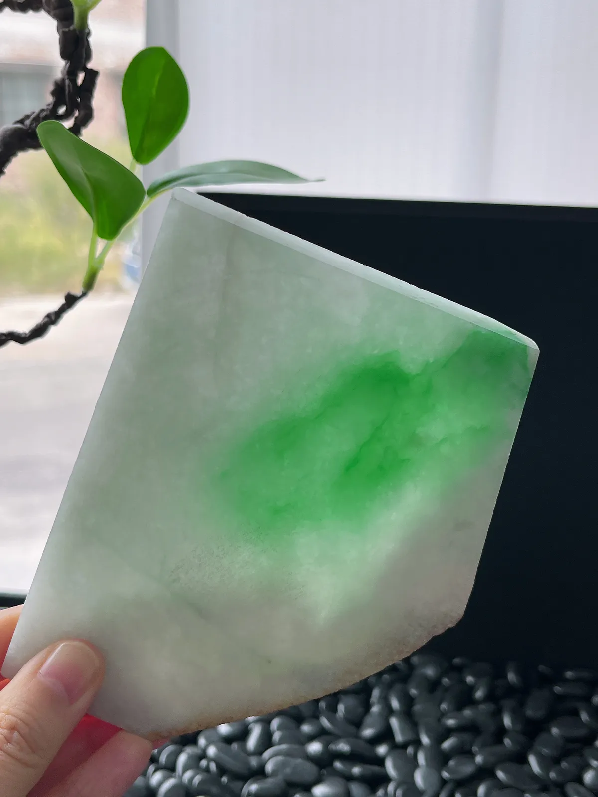 翡翠飘阳绿片料