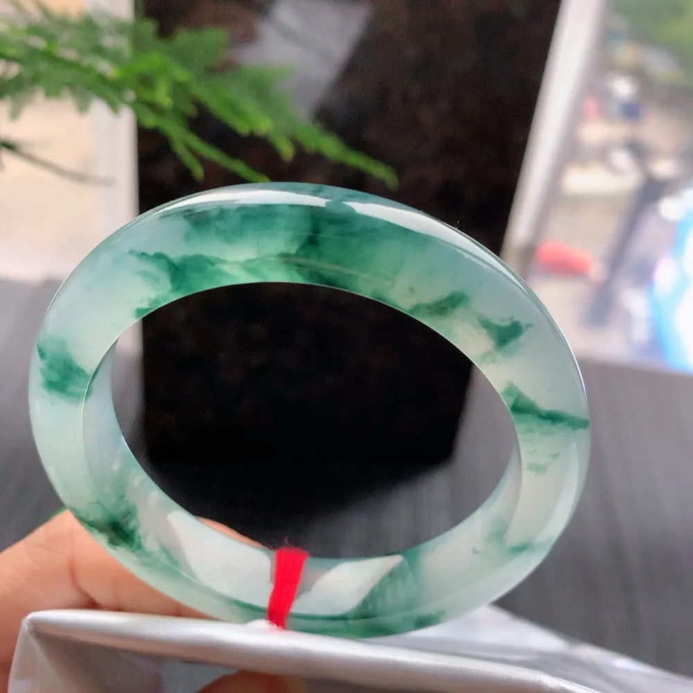 正圈冰玻飘花 无瑕 尺寸:57.1/12.5/9 花美 种水好