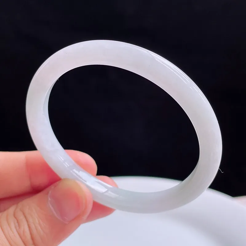 54*47mm自然光拍摄天然翡翠A货好种水贵妃手镯 22.49克