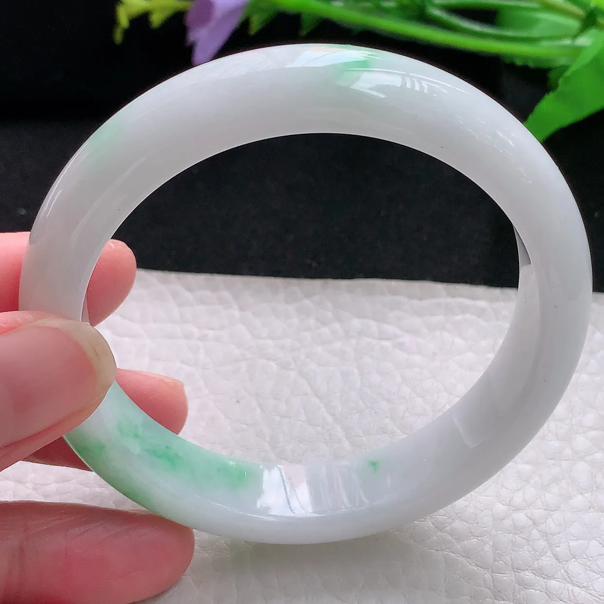 yh自然光58*12.6*7.5平安镯 天然缅甸翡翠飘阳绿宽边珠宝玉手镯 玉手环