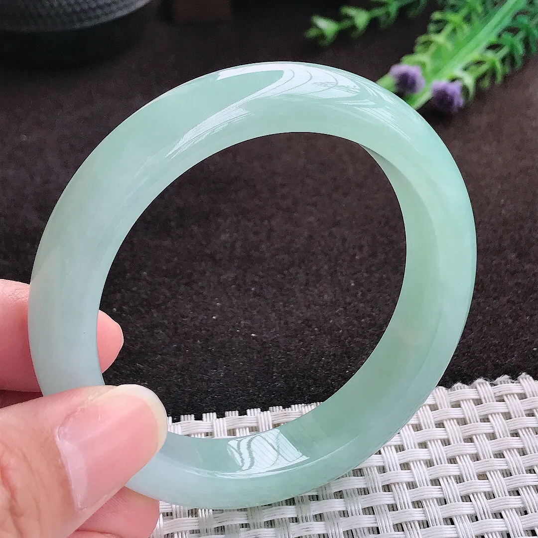 自然光56/12.3/9老坑冰胶水灵冰晴天空蓝手镯宽边翡翠玉镯手环