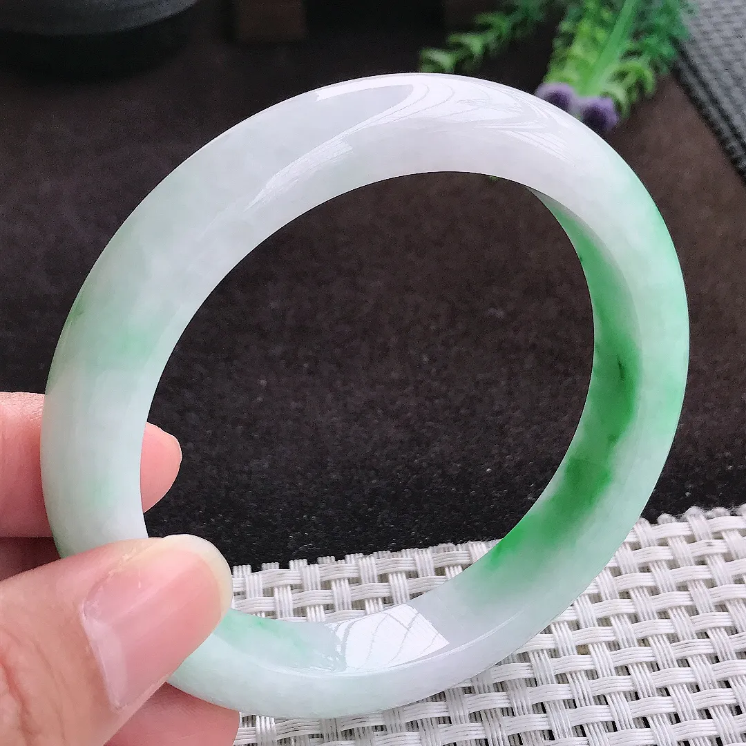 自然光62.5/12.5/9.3老坑精美冰润飘阳绿手镯大圈口翡翠玉镯手环