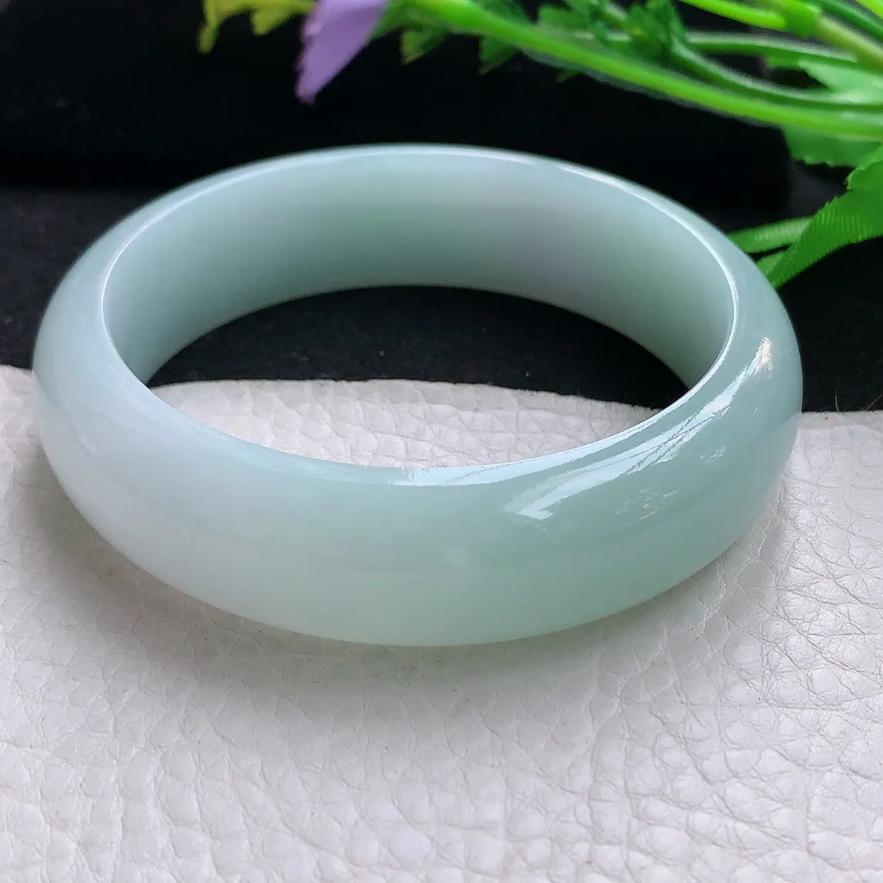 hy自然光59*17*8.6轮胎镯 天然缅甸翡翠浅绿胶感宽边珠宝玉手镯 玉手环