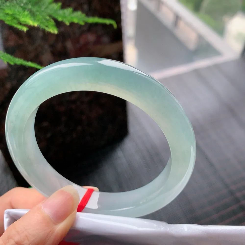 正圈高冰蓝绿 无瑕 尺寸:60.4/12.1/10.4 种色俱佳️️