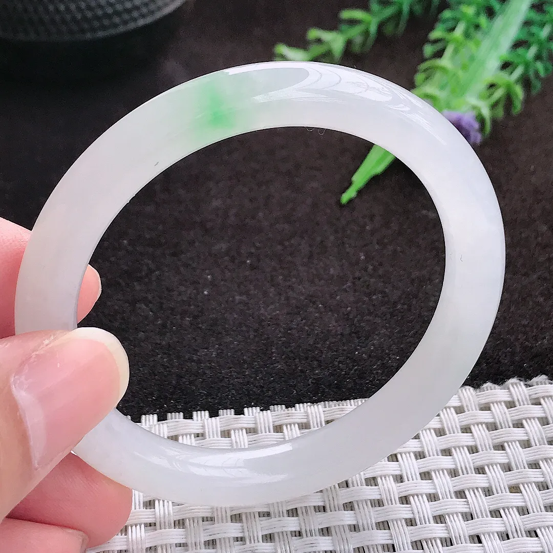 自然光51.5/8.5/8老坑冰胶果冻飘绿圆条手镯翡翠玉镯手环