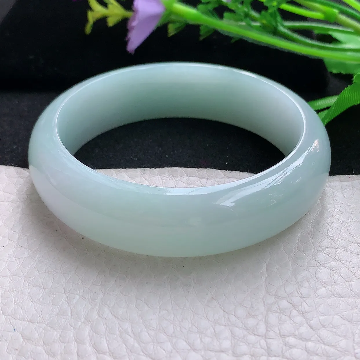 hy自然光59*17*8.6轮胎镯 天然缅甸翡翠浅绿胶感宽边珠宝玉手镯 玉手环