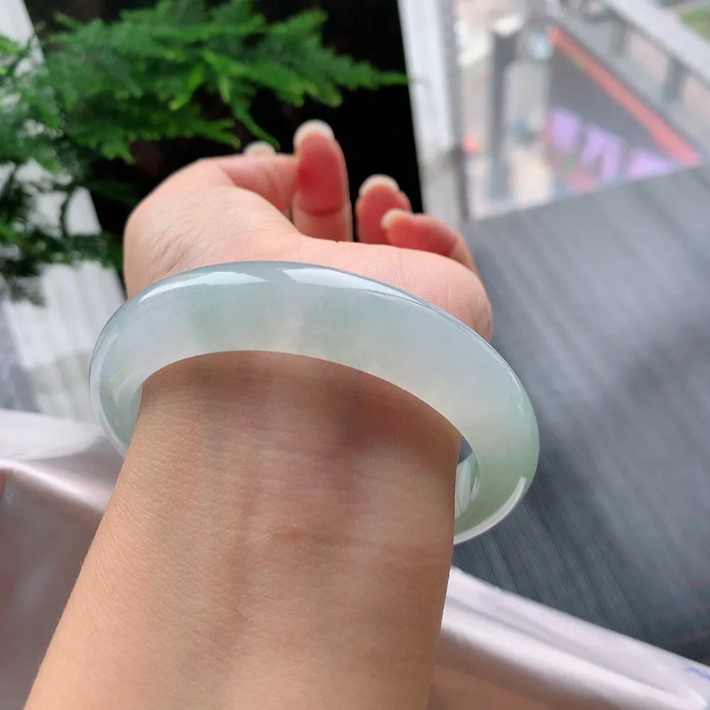 正圈高冰春彩 无瑕 尺寸:58.6/13.3/9 种色兼备