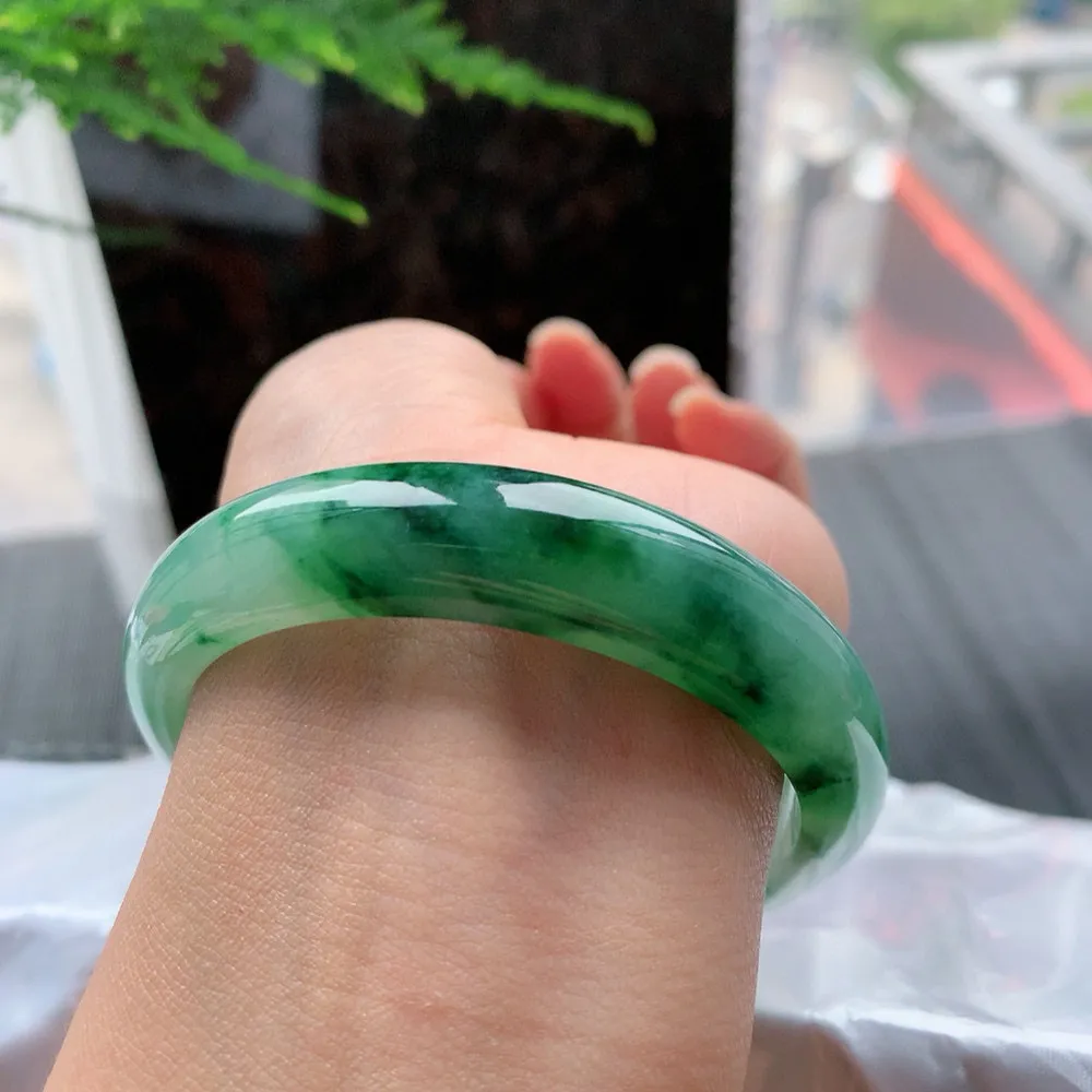 正圈冰辣绿 无瑕 尺寸:55.1/12.5/7.4 色好