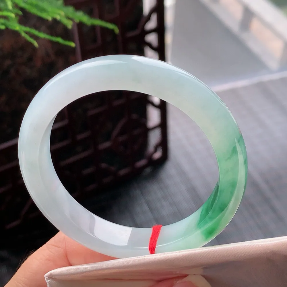 正圈高冰绿 无瑕 尺寸:56.6/11.6/8.5 种色兼备️️