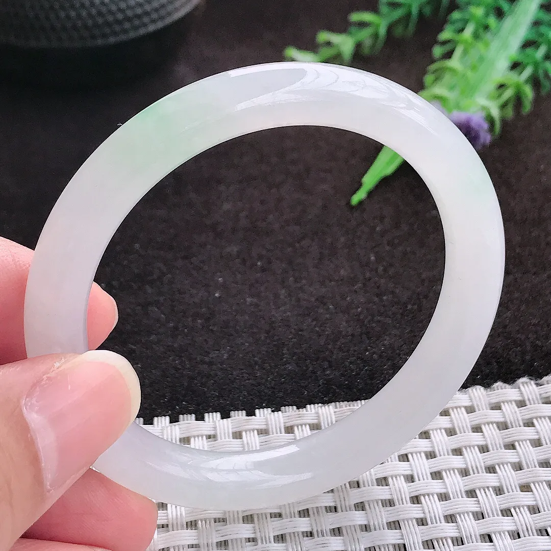 自然光51.5/8.5/8老坑冰胶果冻飘绿圆条手镯翡翠玉镯手环