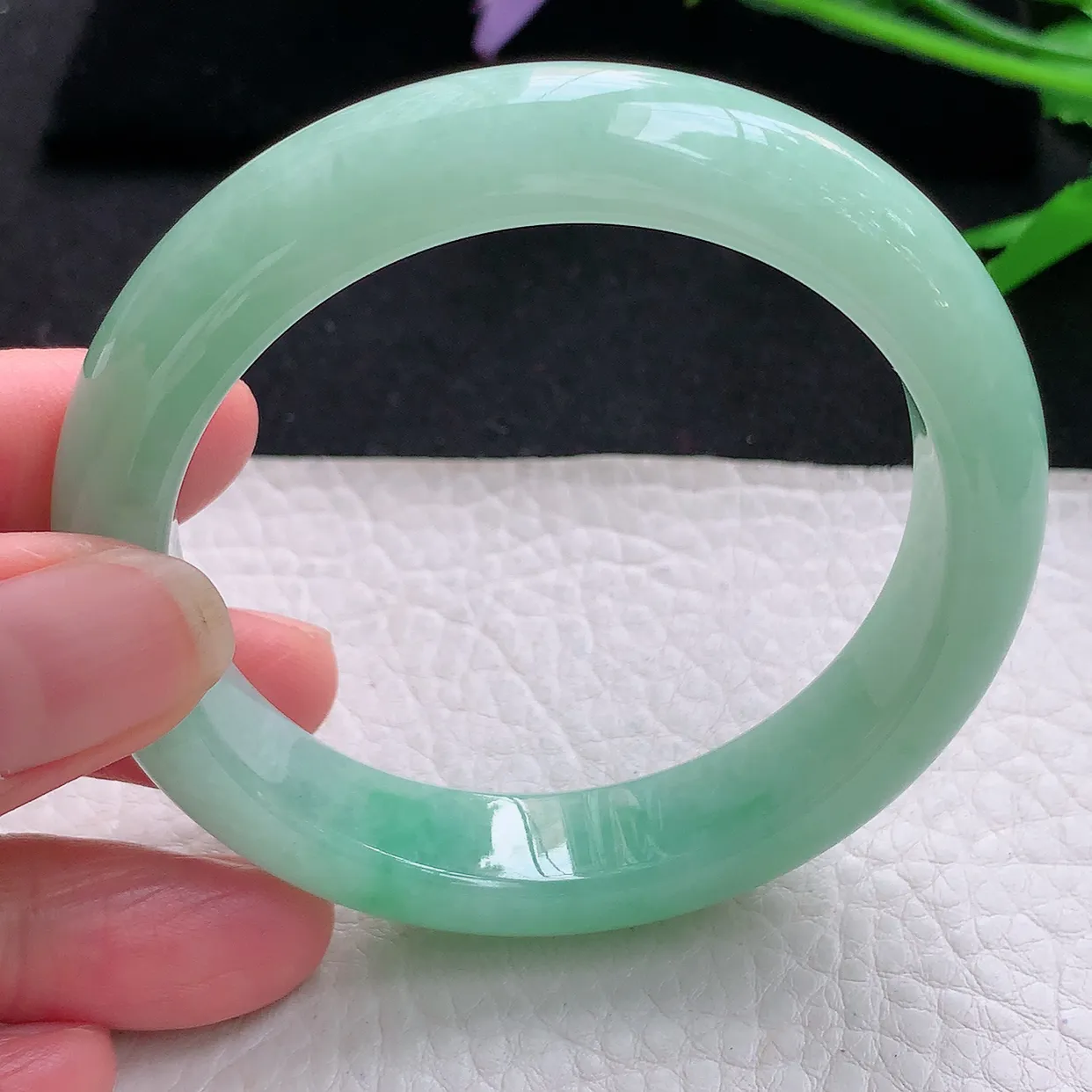 qn自然光54.5*12.2*8.5平安镯 天然缅甸翡翠甜绿宽边玉手镯 玉手环