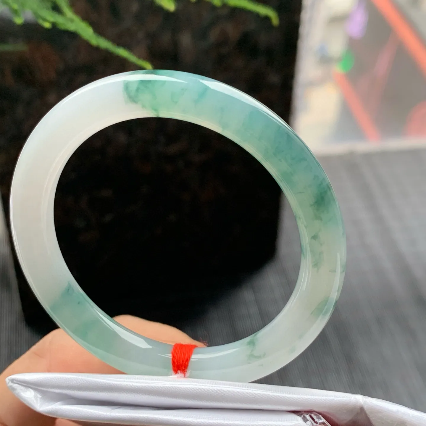 圆条冰飘花 无瑕 尺寸:52.6/7.9/8.3 花美️️