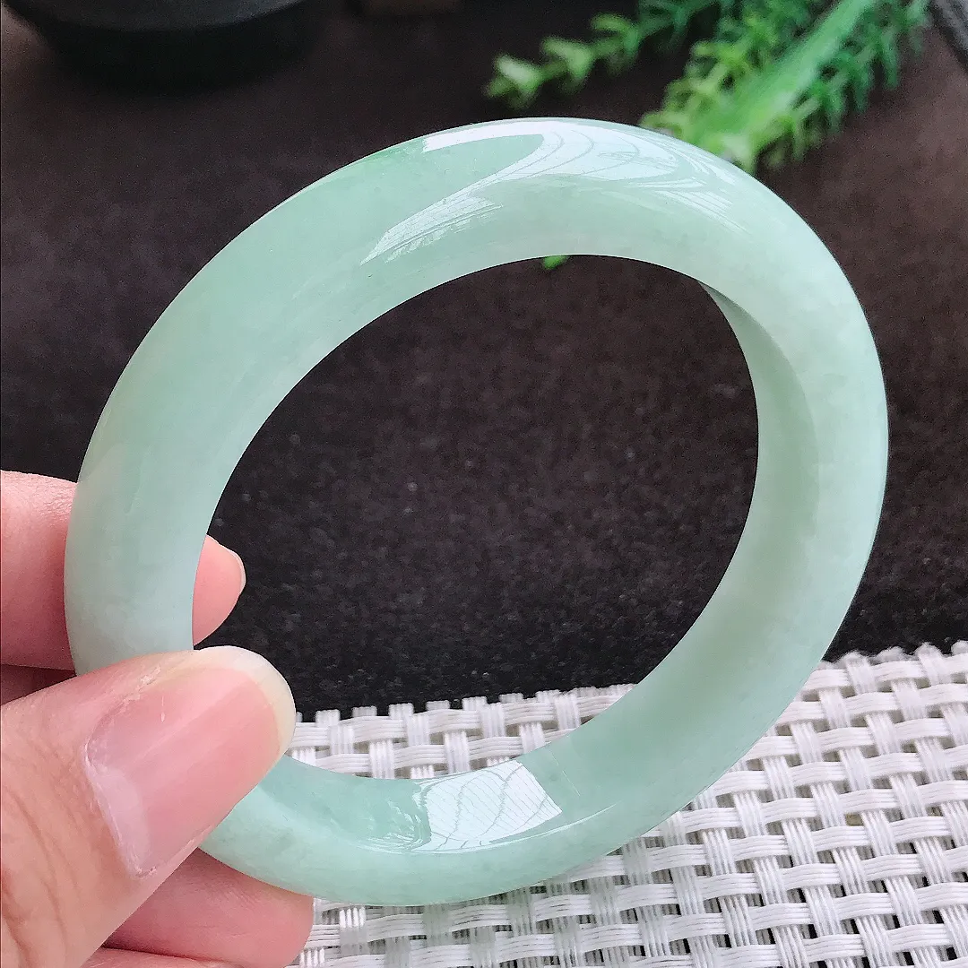 自然光58.5/12/9.3老坑冰润水灵冰晴绿手镯宽边翡翠玉镯手环