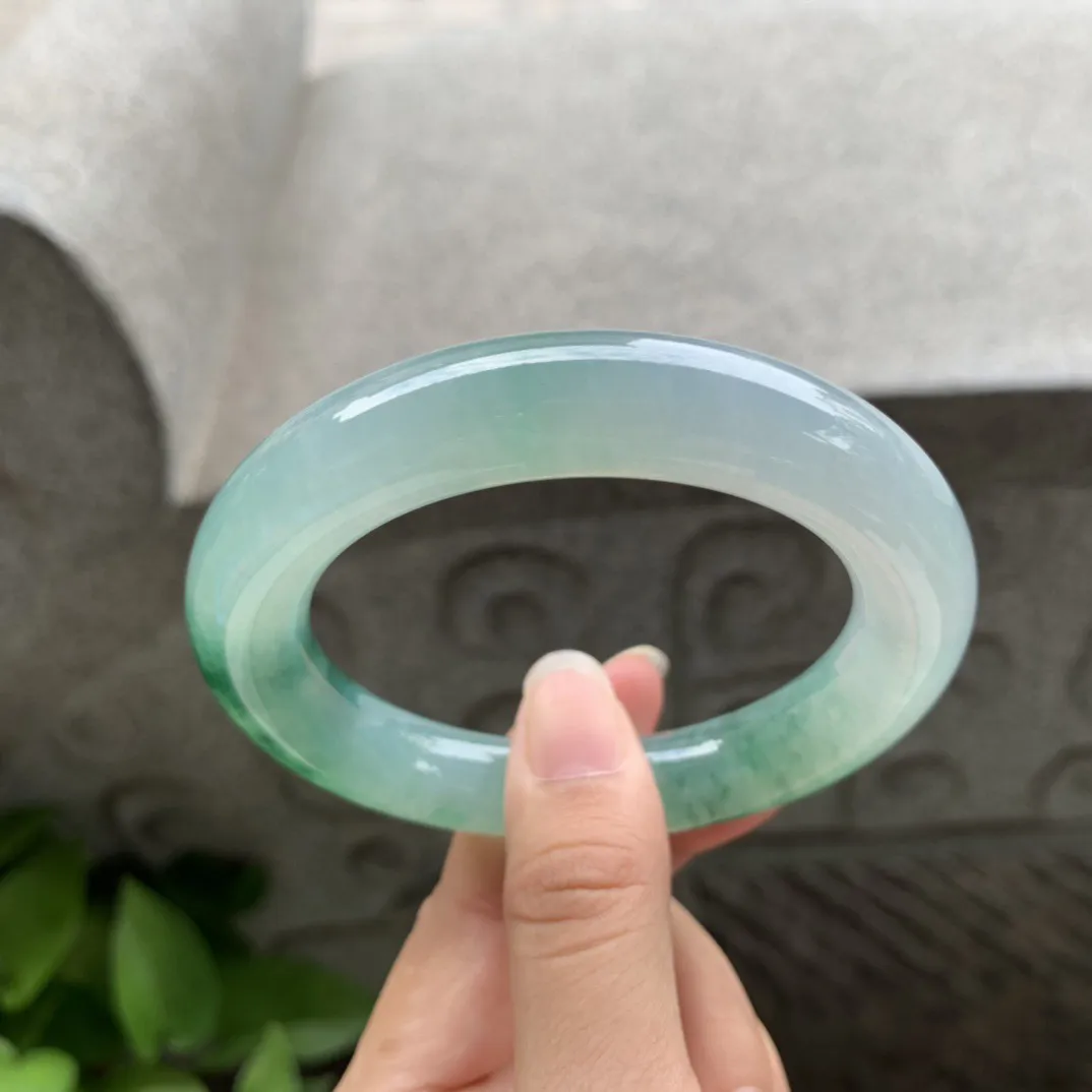 圈口55.8-12.1 【冰飘绿花圆条手镯】圆条55 56可戴