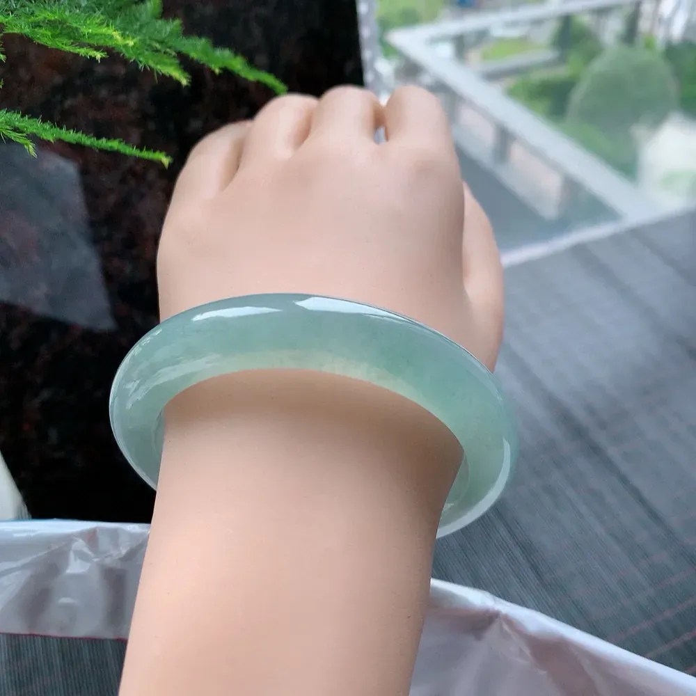 正圈高冰蓝绿 无瑕 尺寸:60.4/12.1/10.4 种色俱佳️️