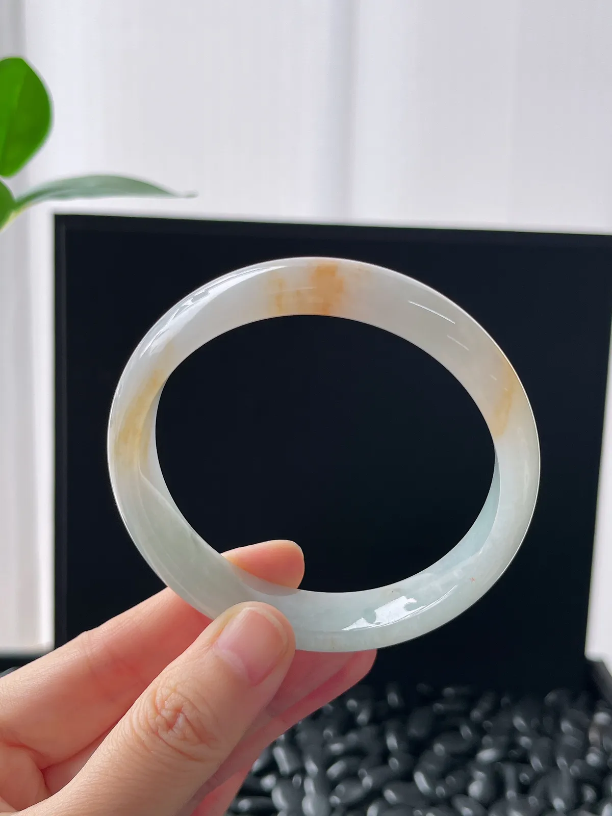 正圈58圈口，翡翠冰糯种黄加绿手镯