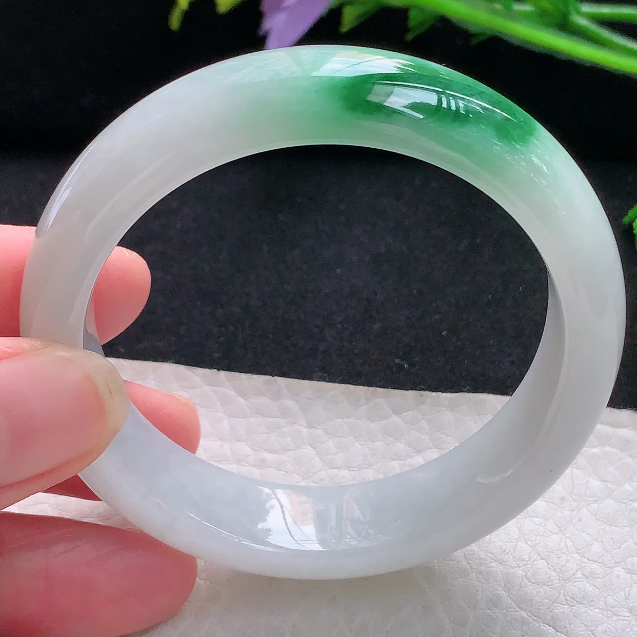 yh小圈口51.5*13.5*7.5平安镯 天然缅甸翡翠秀气飘绿宽边珠宝玉手镯 玉手环