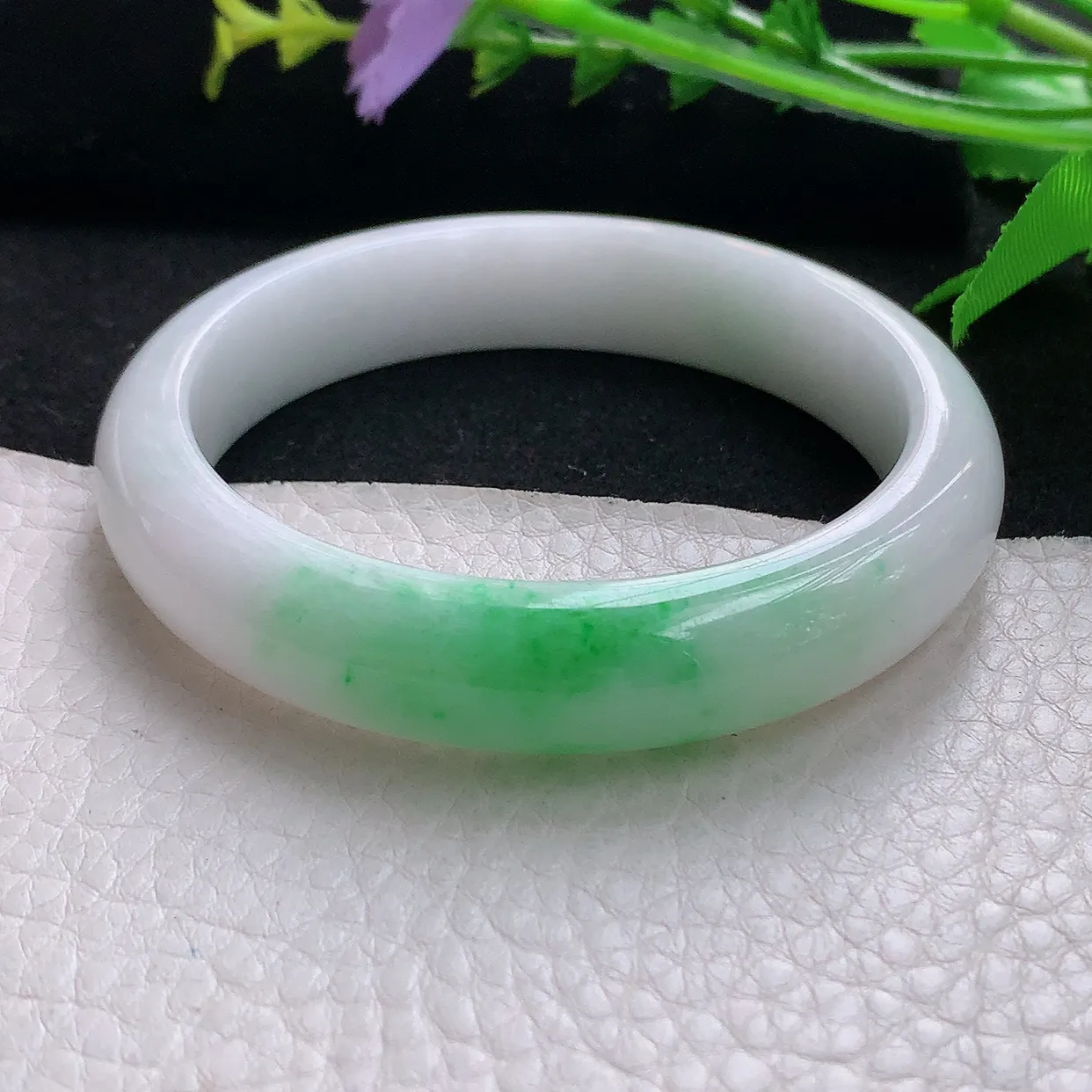 yh自然光58*12.6*7.5平安镯 天然缅甸翡翠飘阳绿宽边珠宝玉手镯 玉手环