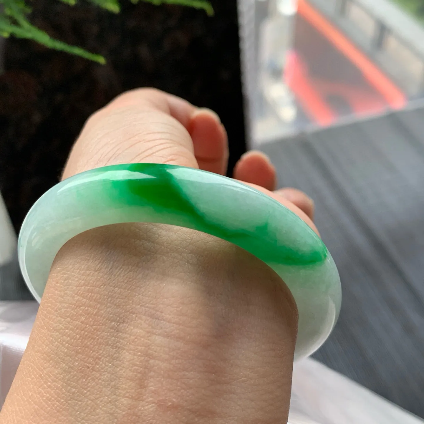 正圈冰辣阳绿 皮纹 尺寸:52.9/10/8.6 色辣