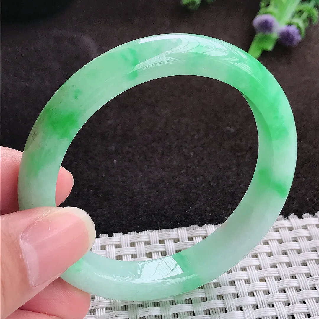 自然光54/10.2/7.8老坑精美温润飘阳绿手镯宽边翡翠玉镯手环