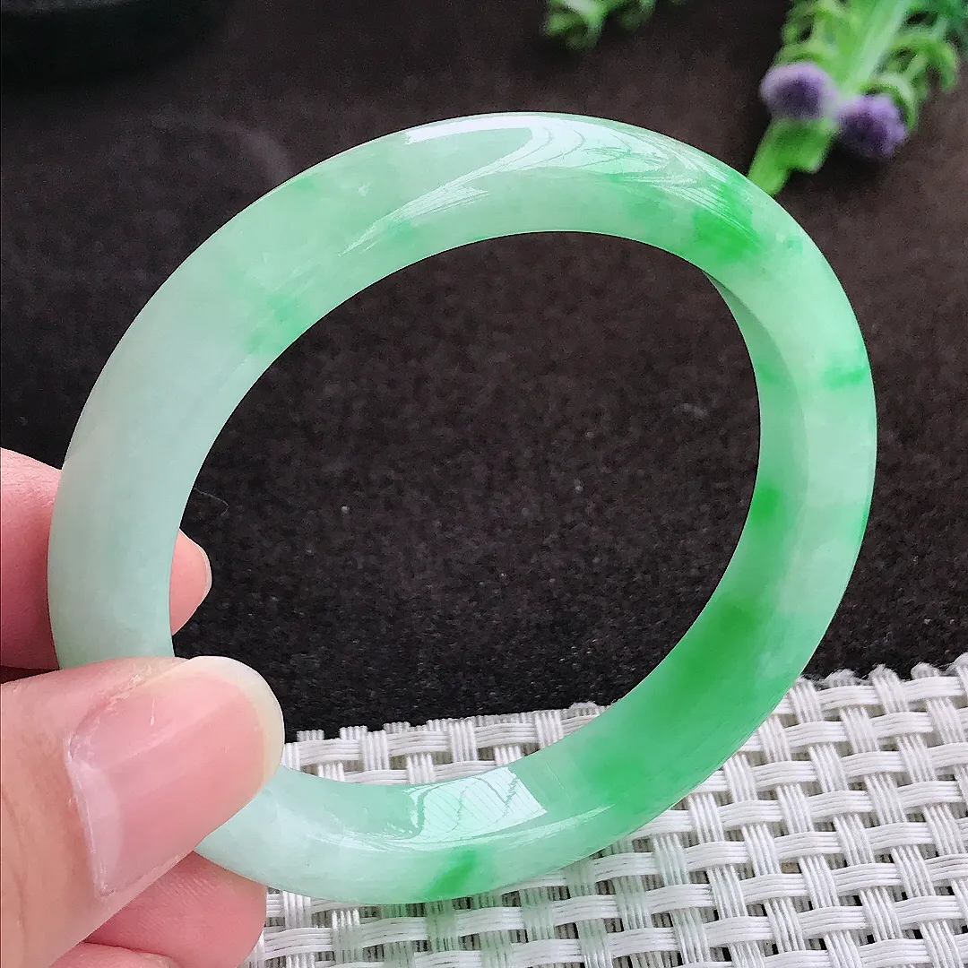 自然光54/10.2/7.8老坑精美温润飘阳绿手镯宽边翡翠玉镯手环