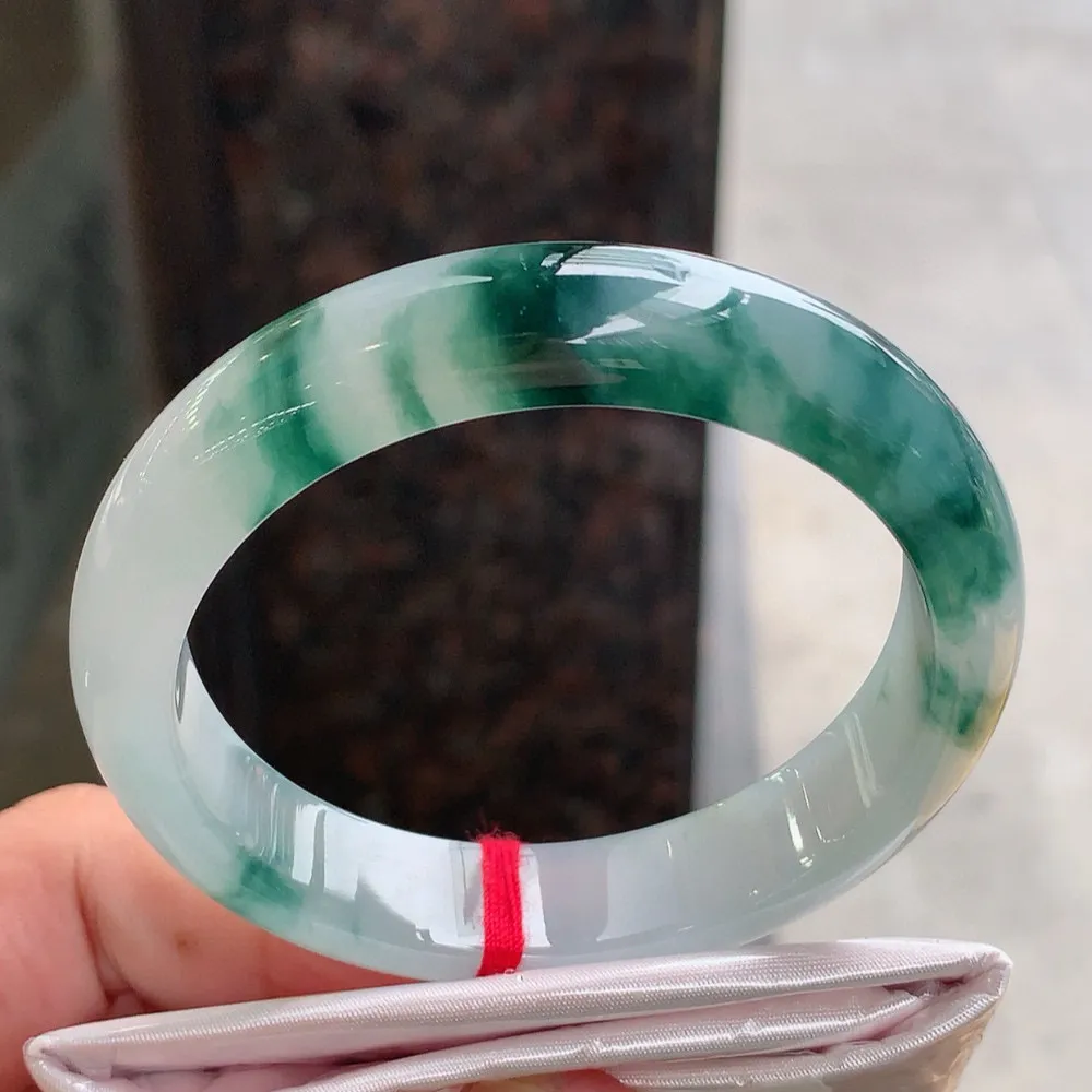 正圈冰飘花 无瑕 尺寸:55.4/12.2/7.9 花美️️