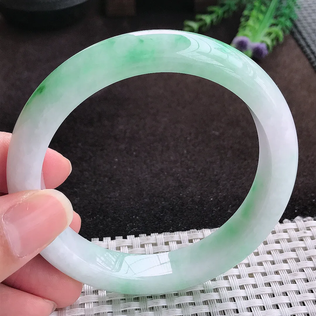 自然光62.5/12.5/9.3老坑精美冰润飘阳绿手镯大圈口翡翠玉镯手环