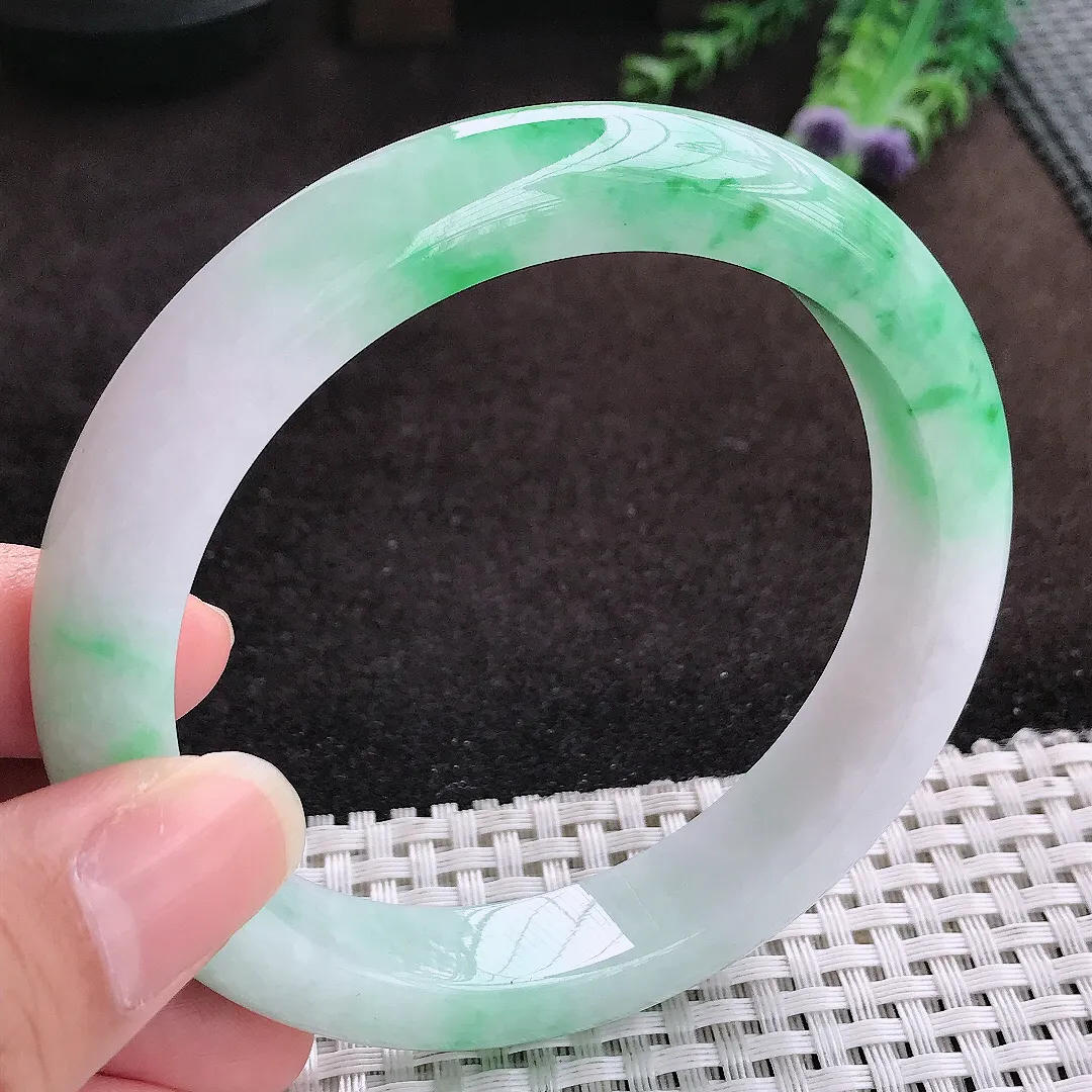 自然光62.5/12.5/9.3老坑精美冰润飘阳绿手镯大圈口翡翠玉镯手环