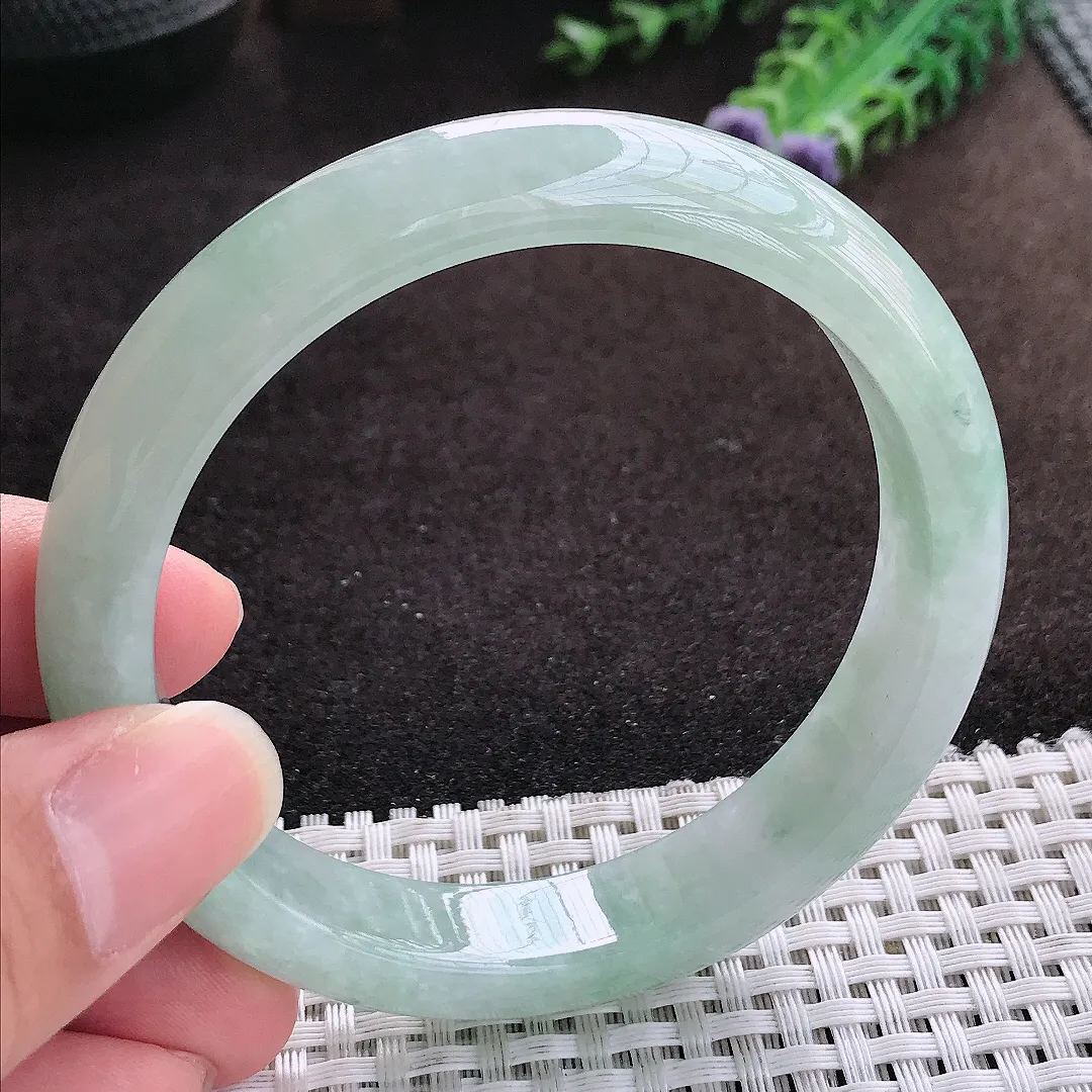 自然光59/12.3/8老坑冰润起胶飘阳绿手镯宽边翡翠玉镯手环