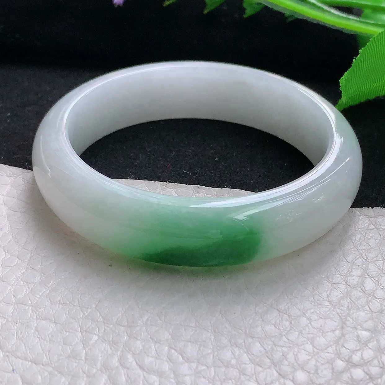 yh小圈口51.5*13.5*7.5平安镯 天然缅甸翡翠秀气飘绿宽边珠宝玉手镯 玉手环