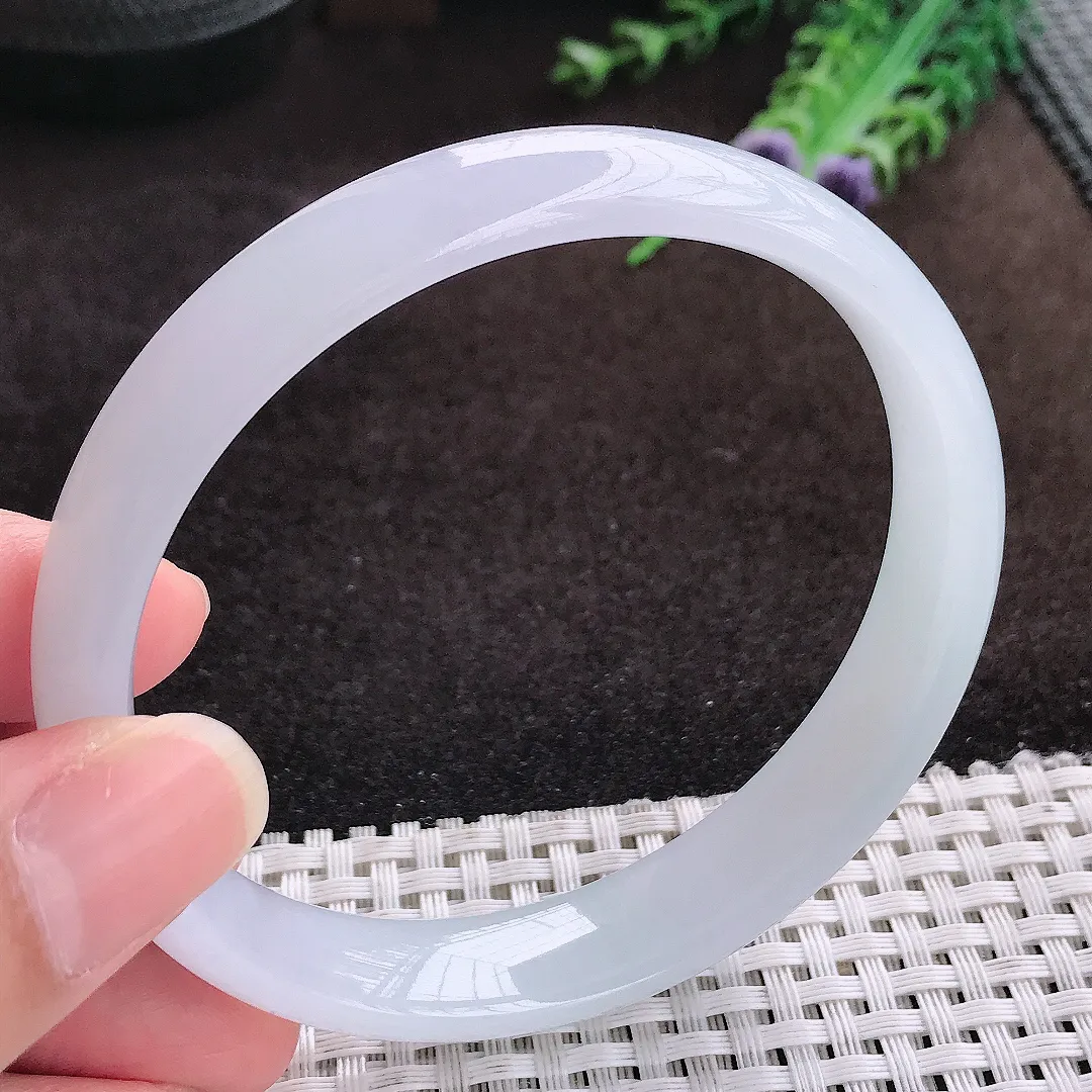 自然光64/12.9/6.8老坑冰透果冻胶白月光大圈口手镯宽边翡翠玉镯手环