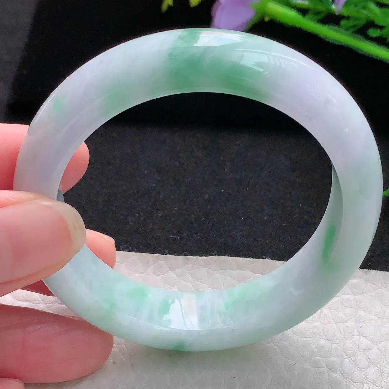 xh小圈口51*13.3*8.3平安镯 天然缅甸翡翠秀气春带彩正圈珠宝玉手镯