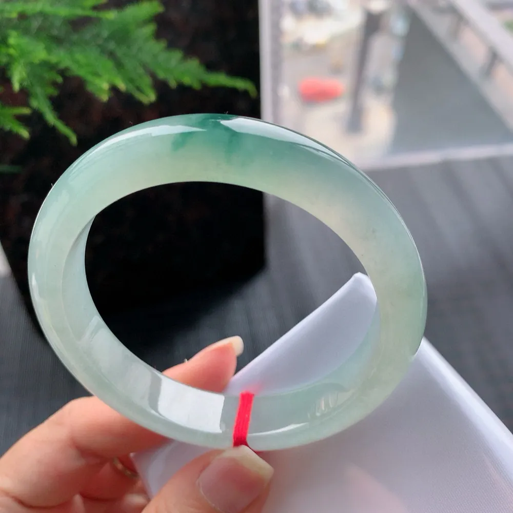 正圈冰玻飘花 无瑕 尺寸:58.1/12.8/8.5 花美 种水好️️