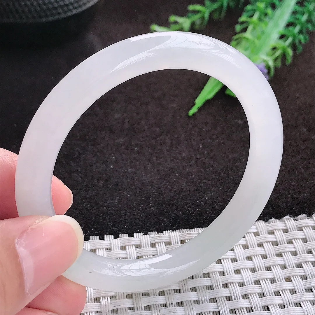 自然光51.5/8.5/8老坑冰胶果冻飘绿圆条手镯翡翠玉镯手环