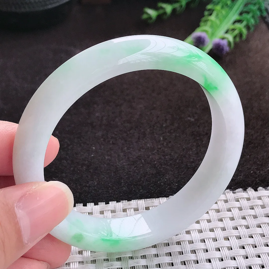自然光56.8/12.3/8.3老坑精美冰润白底青飘阳绿手镯宽边翡翠玉镯手环
