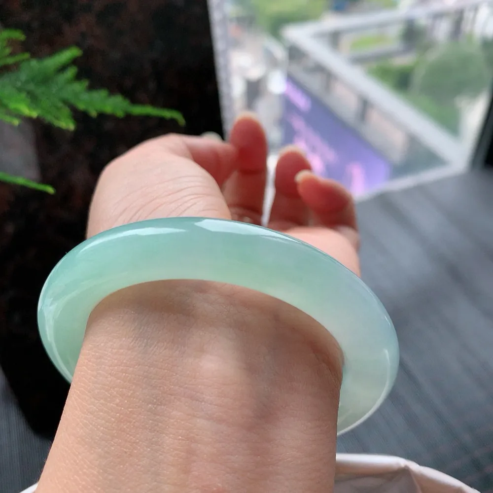 圆条高冰甜绿 无瑕 尺寸:55.1/10.8 种色兼备️️