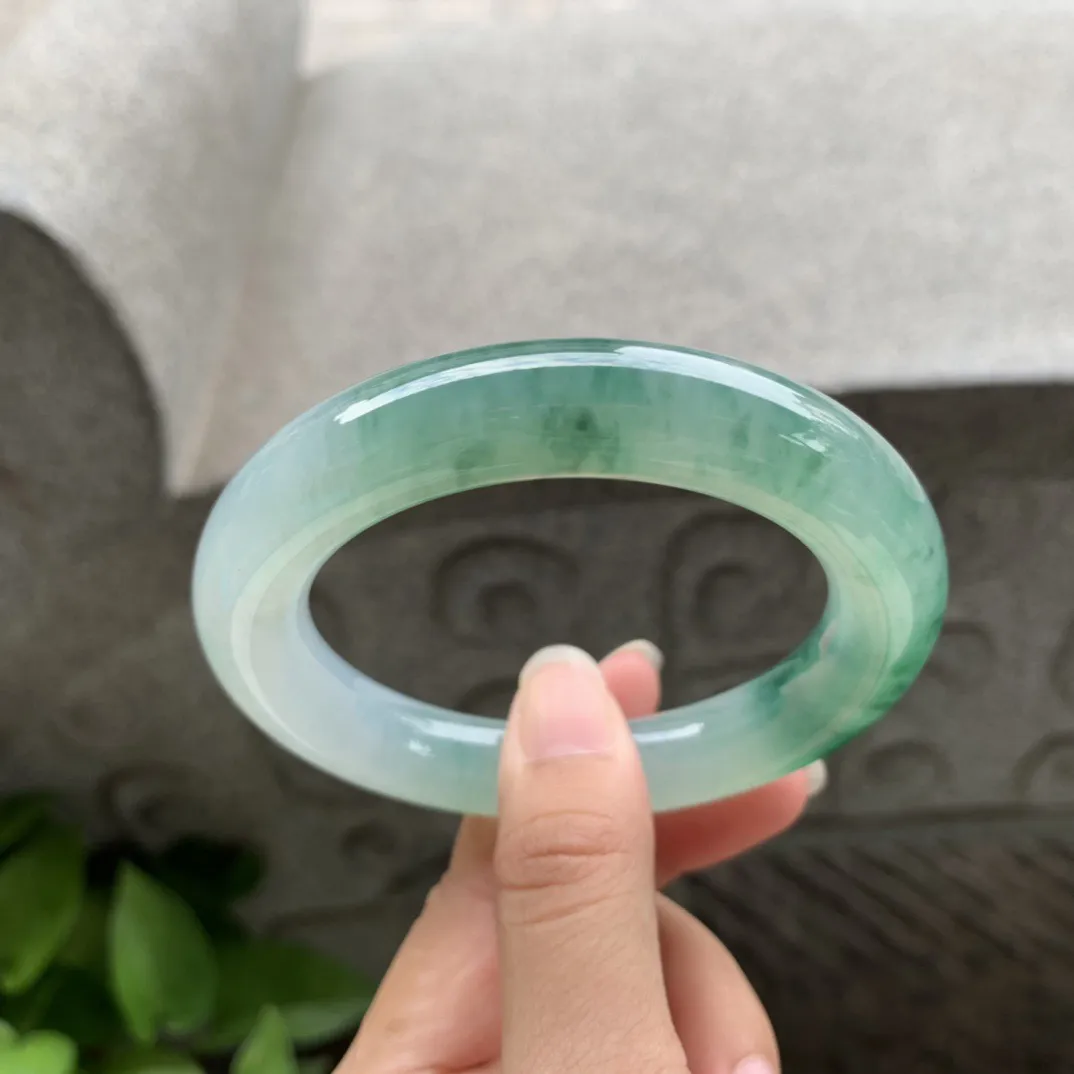 圈口55.8-12.1 【冰飘绿花圆条手镯】圆条55 56可戴