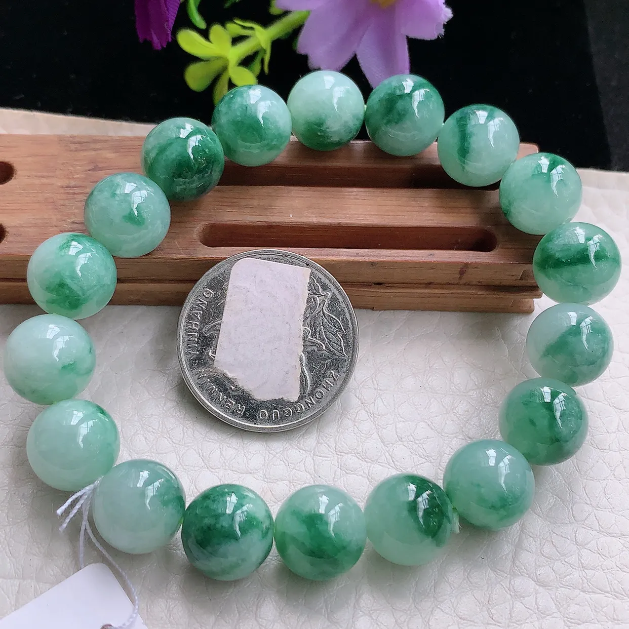 ss自然光11.5mm天然缅甸翡翠清新飘绿花11.5mm圆珠玉手链 玉手串