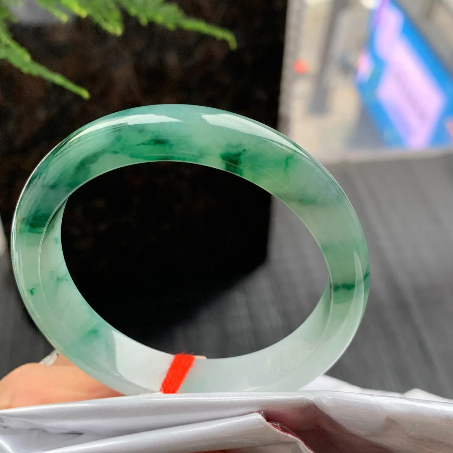 正圈冰辣绿 无瑕 尺寸:55.1/12.5/7.4 色好