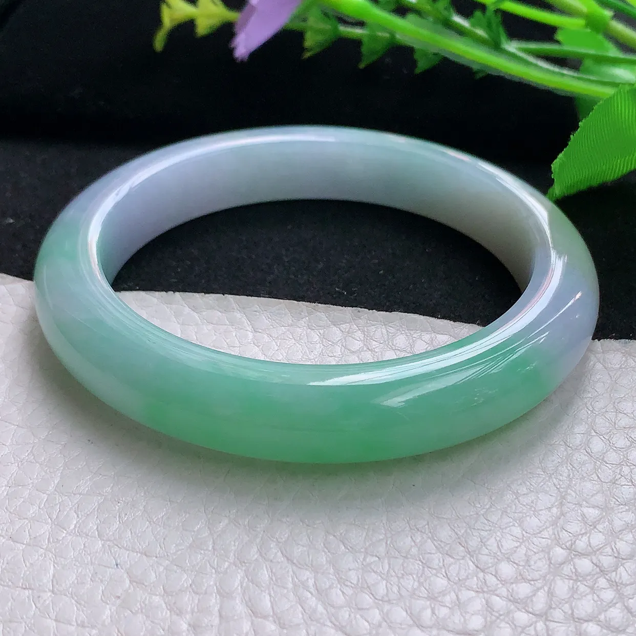 yh大圈口62.5*12.2*9.2平安镯 天然缅甸翡翠春带彩宽边珠宝玉手镯 玉手环