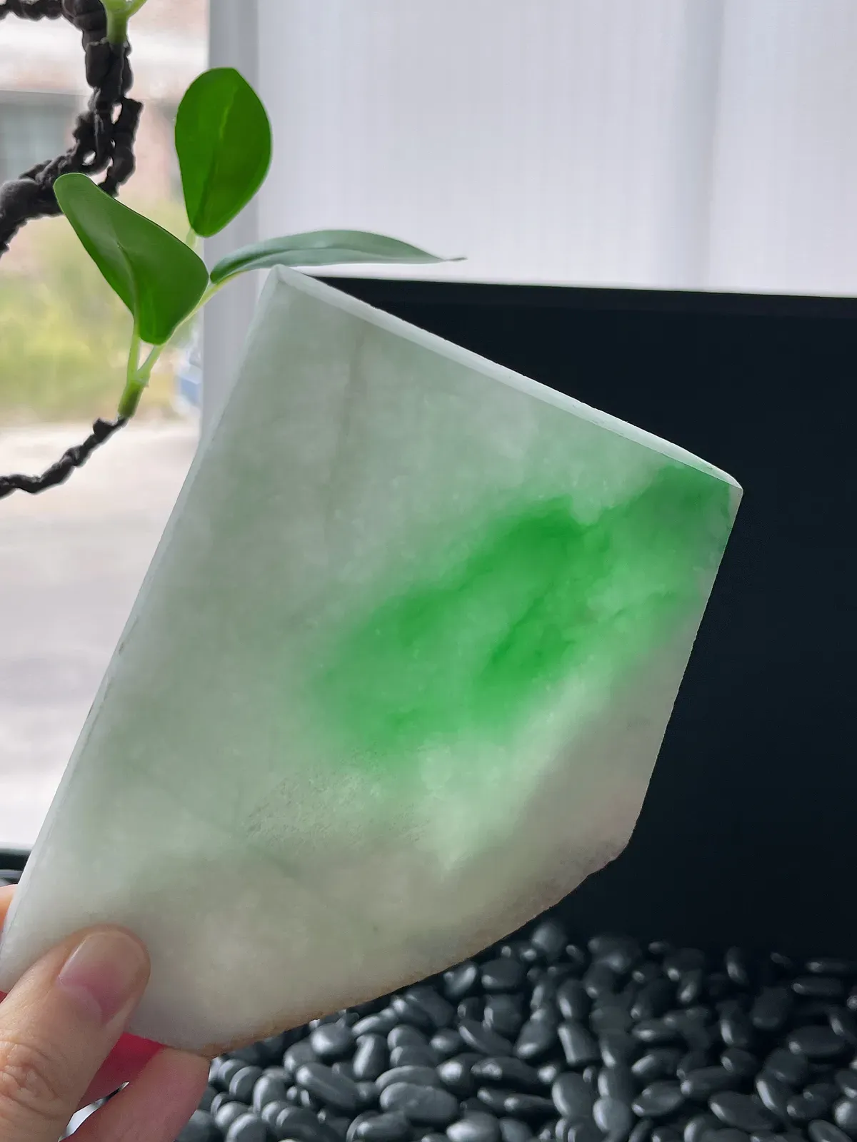 翡翠飘阳绿片料