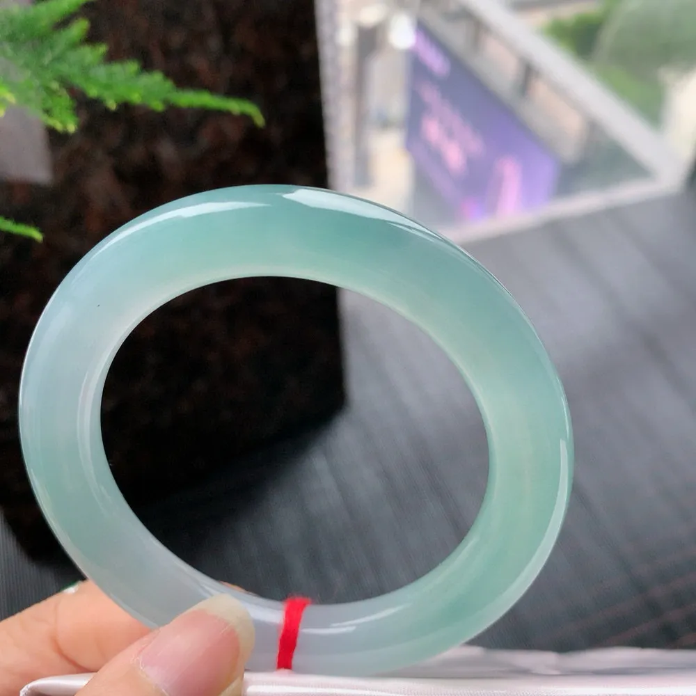 圆条高冰蓝水 无瑕 尺寸:55.4/10.6 种色俱佳️️