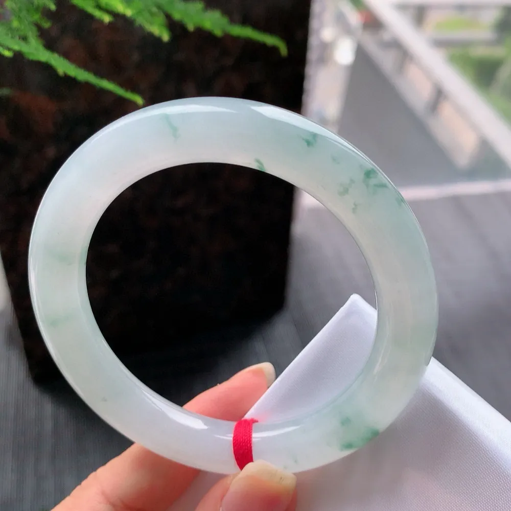 圆条高冰飘花 无瑕 尺寸:57.4/10.7 花美 种水好