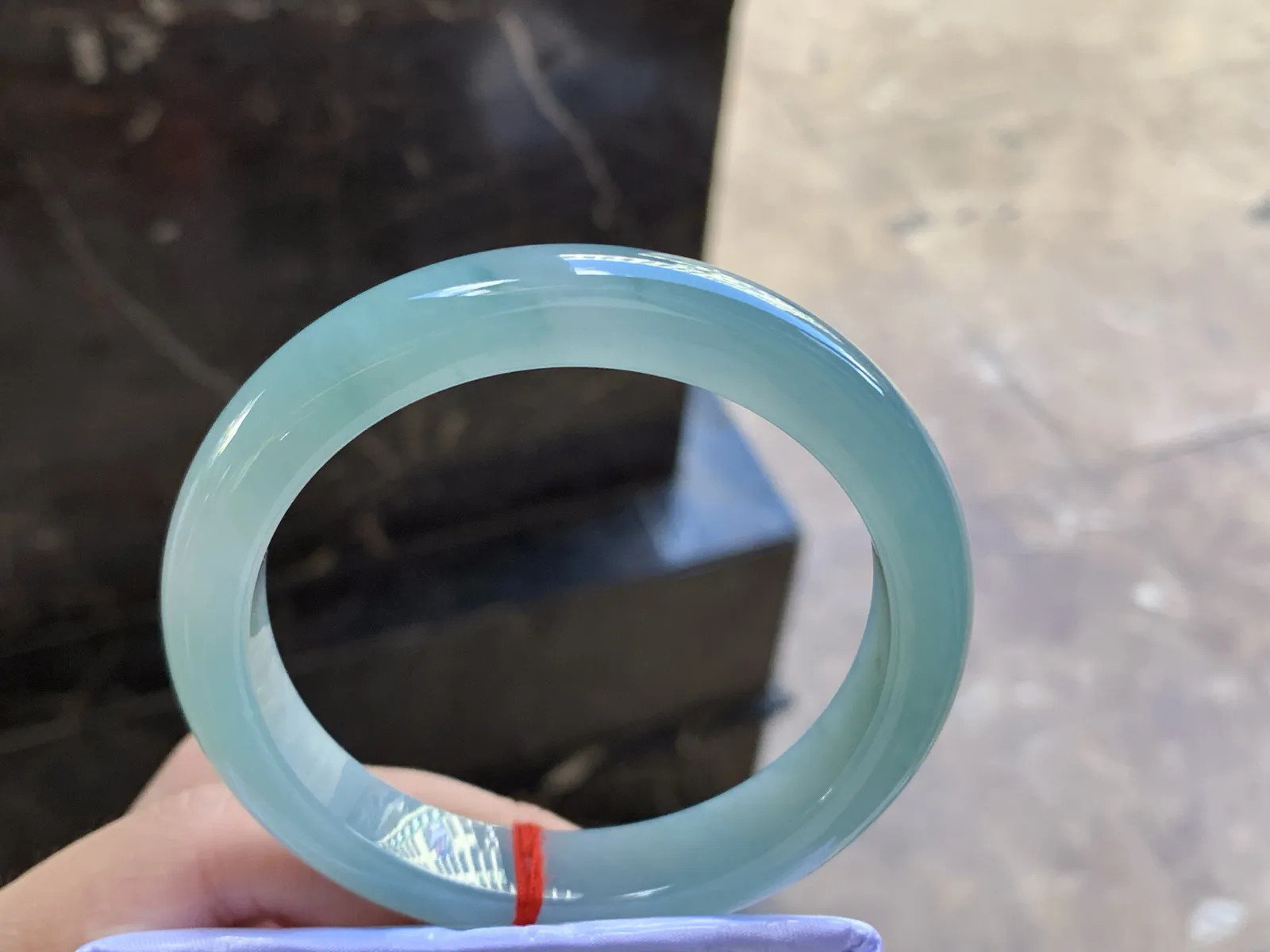 59-11.8-8.8

冰蓝水手镯^_^种水好