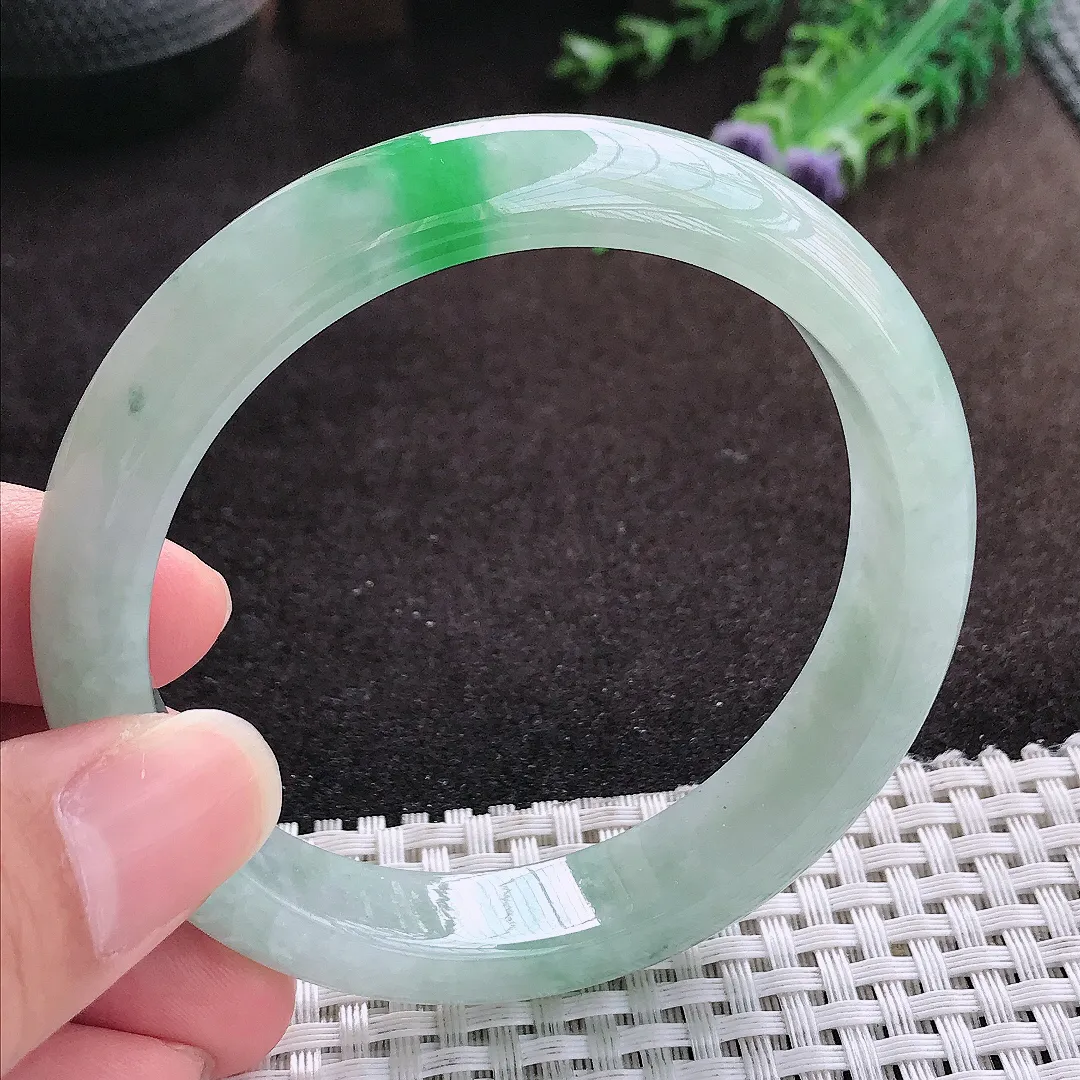 自然光59/12.3/8老坑冰润起胶飘阳绿手镯宽边翡翠玉镯手环