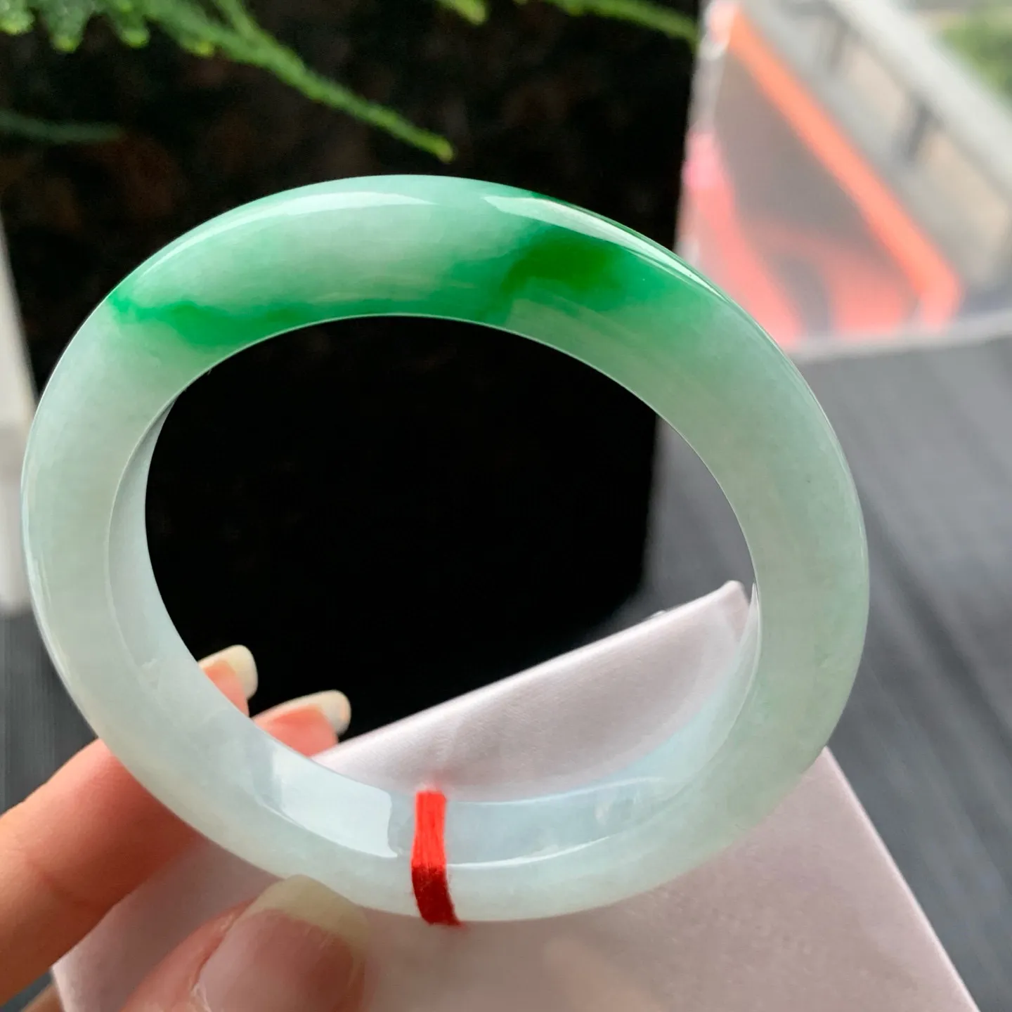 正圈冰辣阳绿 皮纹 尺寸:52.9/10/8.6 色辣