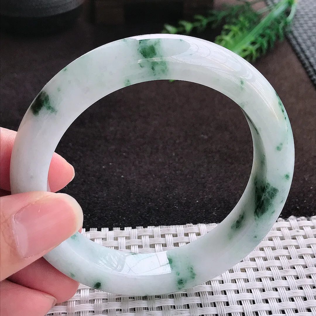 自然光60.5/12.5/10老坑精美温润飘花大圈口手镯宽边翡翠玉镯手环