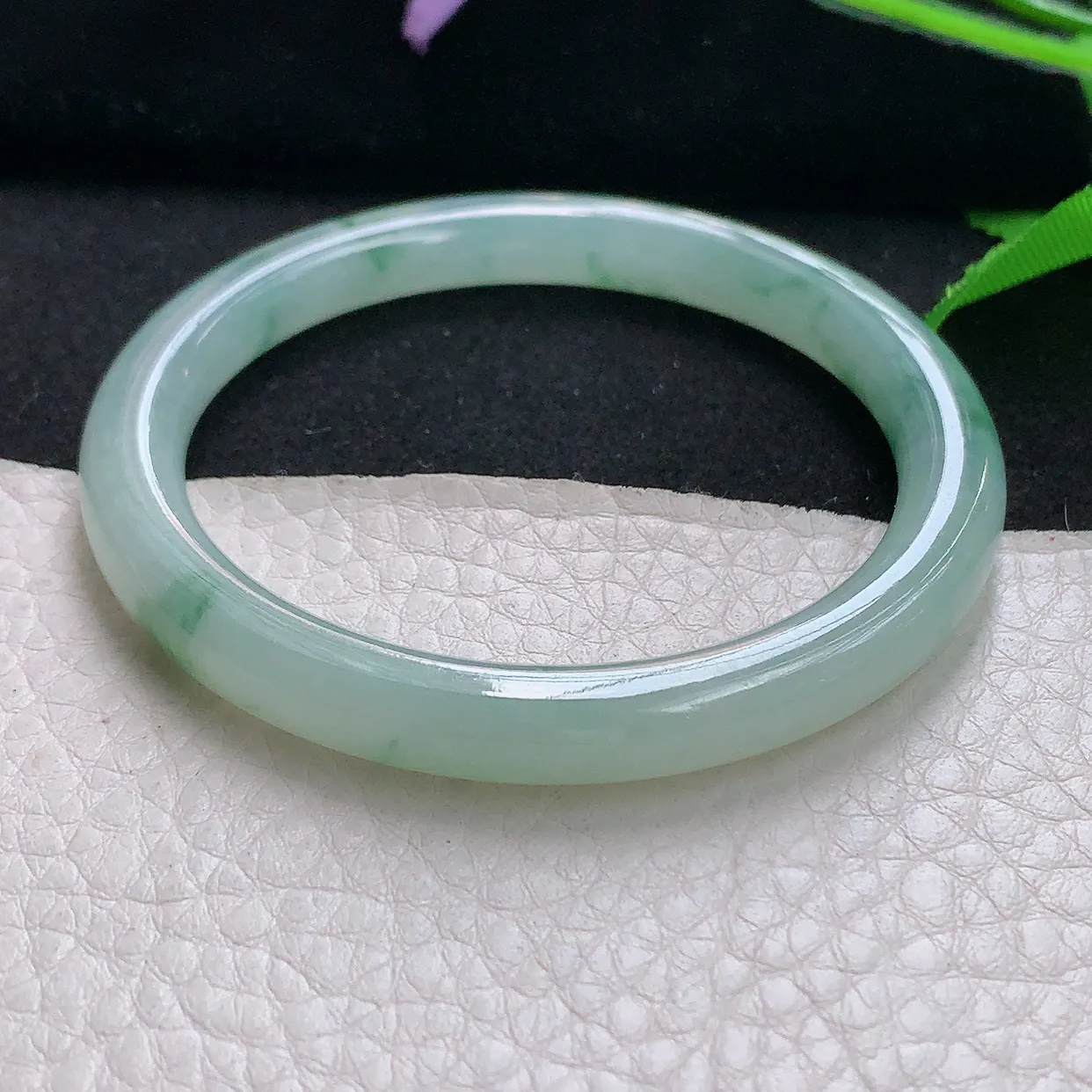 xh小圈口53.5*7.2*7.5叮当镯 天然缅甸翡翠秀气冰飘花圆条珠宝玉手镯