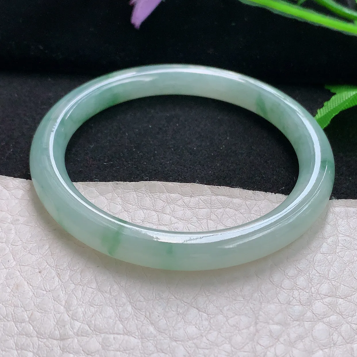 xh小圈口53.5*7.2*7.5叮当镯 天然缅甸翡翠秀气冰飘花圆条珠宝玉手镯